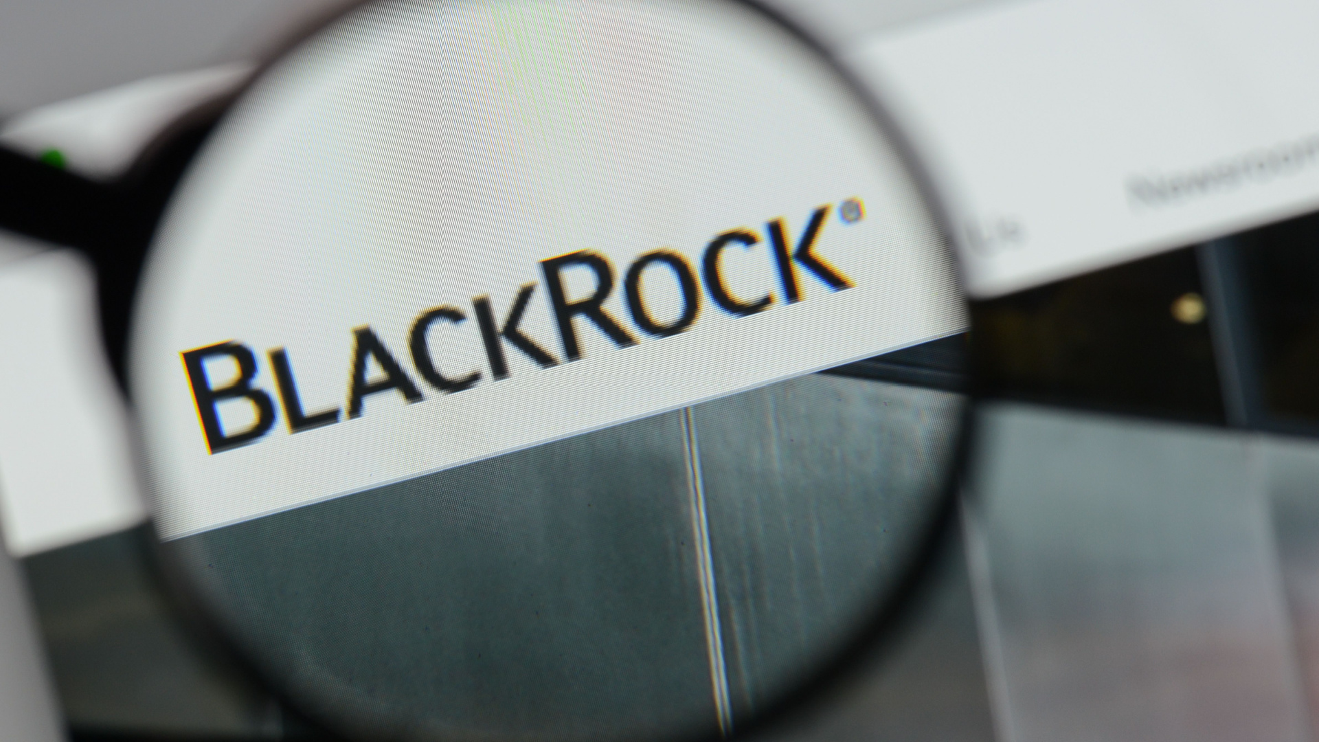 Blackrock Bitcoin ETF Onayı Beklerken SEC’den 2.5 Milyon Dolarlık Sürpriz Ceza